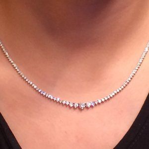 COPY - 171 sparkling diamond necklace (7.80 cts!) in WG